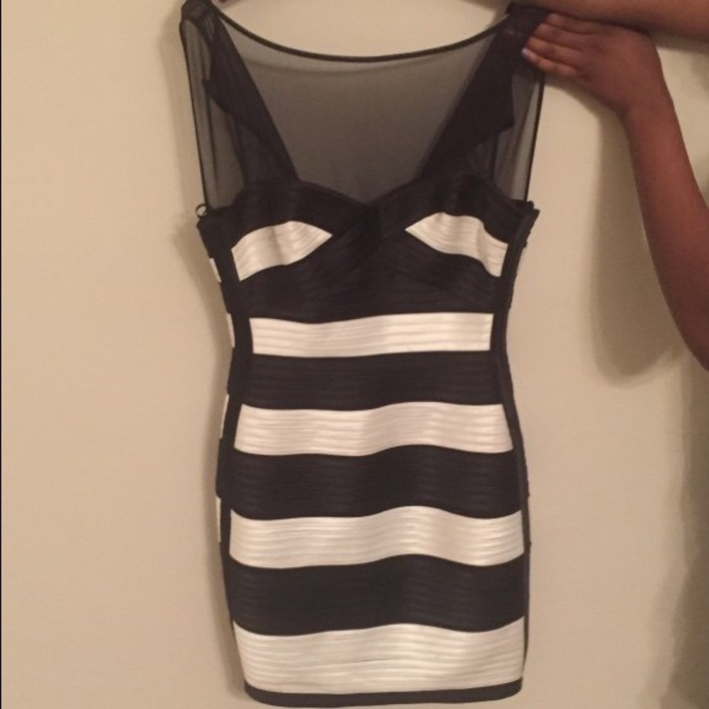 Black and white bcbg dress great condition